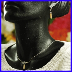 Parure collier boucles d’oreille argent de créateur.