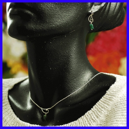 Ensemble collier boucles d’oreille argent artisanale.