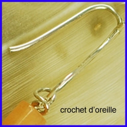 Ensemble collier boucles d’oreille argent artisanale.