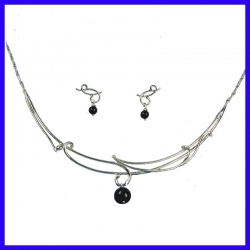 Graphic necklace and earrings set. Handmade designer jewelry.