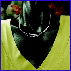 Current necklace in pure silver. Handmade designer jewelry.