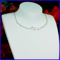 Contemporary necklace in pure silver. Handmade designer jewelry.