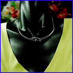 Contemporary necklace in pure silver. Handmade designer jewelry.