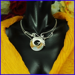 Silver necklace. Unique piece with an orbicular Jasper.
