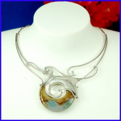 Silver necklace. Unique piece with an orbicular Jasper.