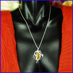 Pendentif argent et ambre bijou de créateur et artisanale pièce unique