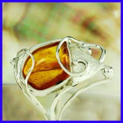 Bague en argent fait main Bijou de créateur et artisanale Pièce unique