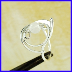 Bague en argent fait main Bijou de créateur artisanal 8 exemplaires.
