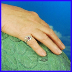 Bague en argent fait main Bijou de créateur artisanal 8 exemplaires.