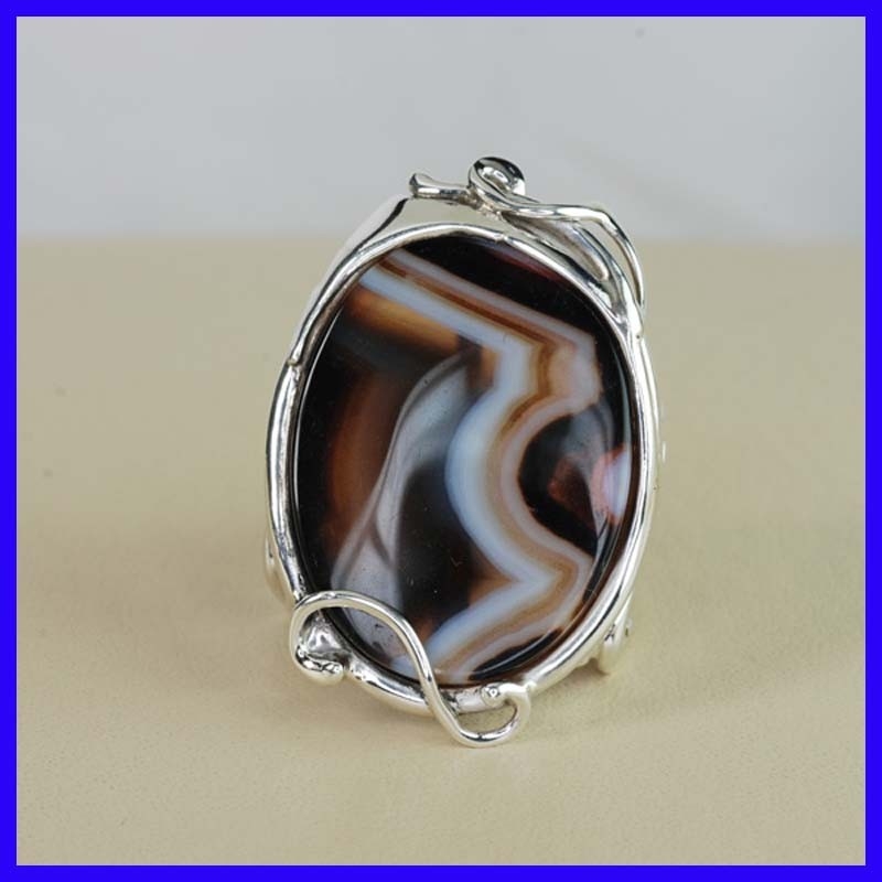 Solid silver and handmade ring with Agate. Jewellery for men.