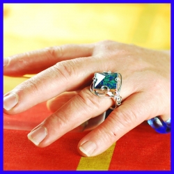 Silver ring and a handmade malachite lazurite. Jewel of creator and artisanal.