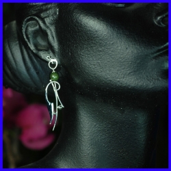 Boucles d'oreilles pendantes en argent avec perles de Jade. Bijoux faits-main.