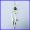 Boucles d'oreilles pendantes en argent avec perles de Jade. Bijoux faits-main.